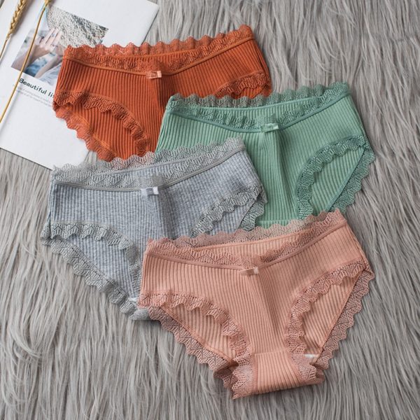 3PCS lot Cotton Panties Women Comfortable Underwears Sexy Middle Waisted Underpants Female Lingerie Big Size Ladies 1