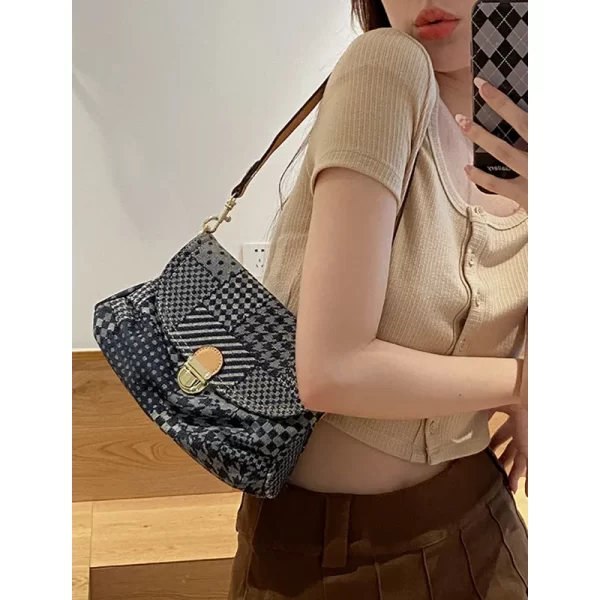 Light Blue Denim Bag Woman 2023 New Retro Locking Denim Handbags Niche Fashion Printed Denim Shoulder Bag - Image 3