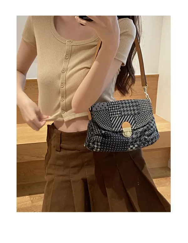 Light Blue Denim Bag Woman 2023 New Retro Locking Denim Handbags Niche Fashion Printed Denim Shoulder Bag - Image 5