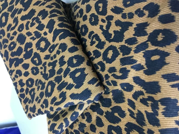 10oz Leopard Print Washed Denim Fabric Soft Jean Jacket Pants Dresses Watches Hats Upholstery Cloth Wholesale 3
